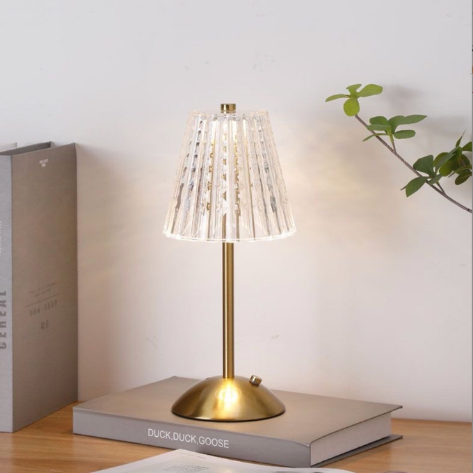 Lampka bezprzewodowa dekoracyjna LED 3W 50lm 3 barwy CCT ZŁOTA USB-C Q021C